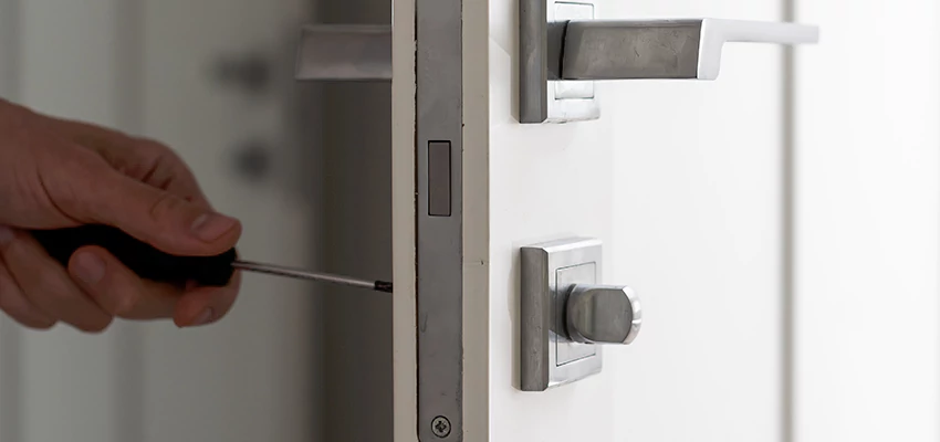 Key Programming Locksmith Open Now in Lawndale, California